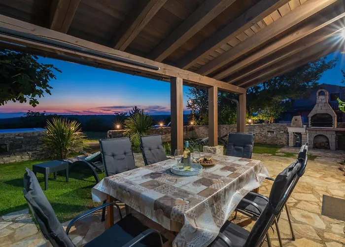 Ana Rita For 6 People - Beautiful Rustical With Heated Pool & Jacuzzi In Istria