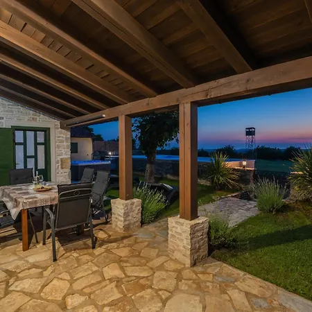 Ana Rita For 6 People - Beautiful Rustical With Heated Pool & Jacuzzi In Istria *