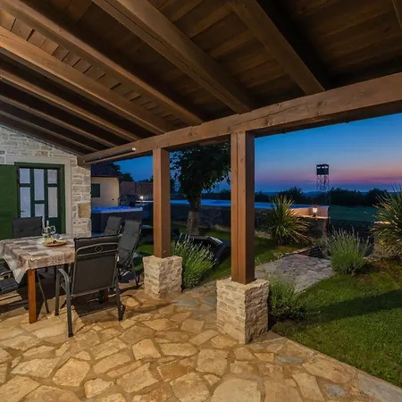 Ana Rita For 6 People - Beautiful Rustical With Heated Pool & Jacuzzi In Istria *
