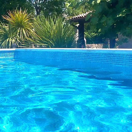 Villa Ana Rita For 6 People - Beautiful Rustical With Heated Pool & Jacuzzi In Istria