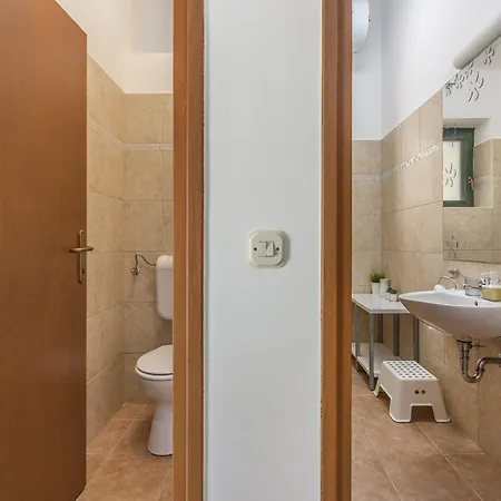 Ana Rita For 6 People - Beautiful Rustical With Heated Pool & Jacuzzi In Istria *