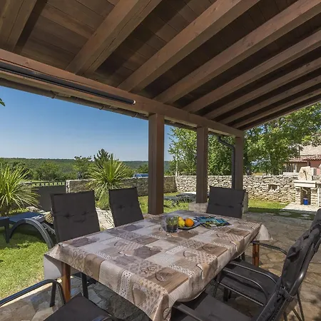 فيلة Ana Rita For 6 People - Beautiful Rustical With Heated Pool & Jacuzzi In Istria كانافانار